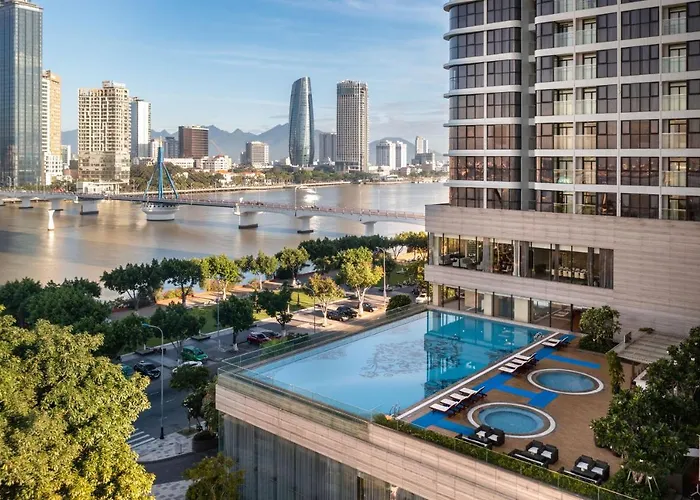 Melia Vinpearl Danang Riverfront