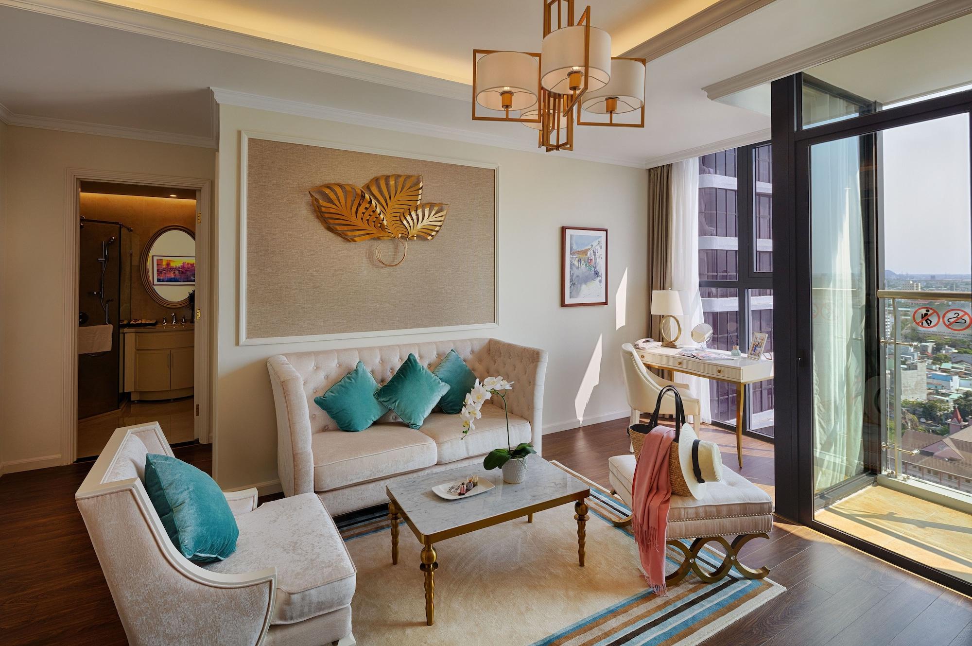 Melia Vinpearl Riverfront होटल 5*