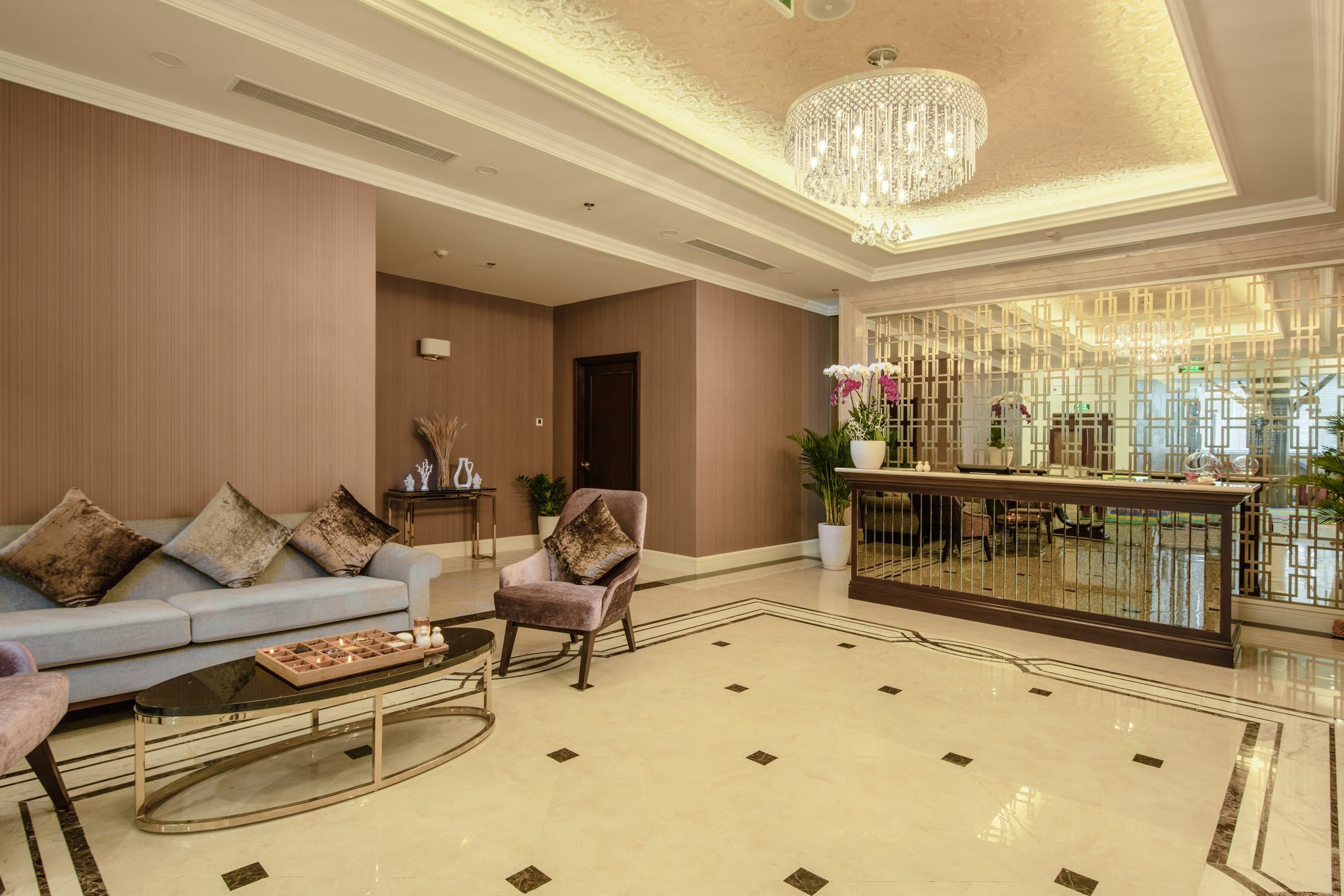 होटल Melia Vinpearl Riverfront