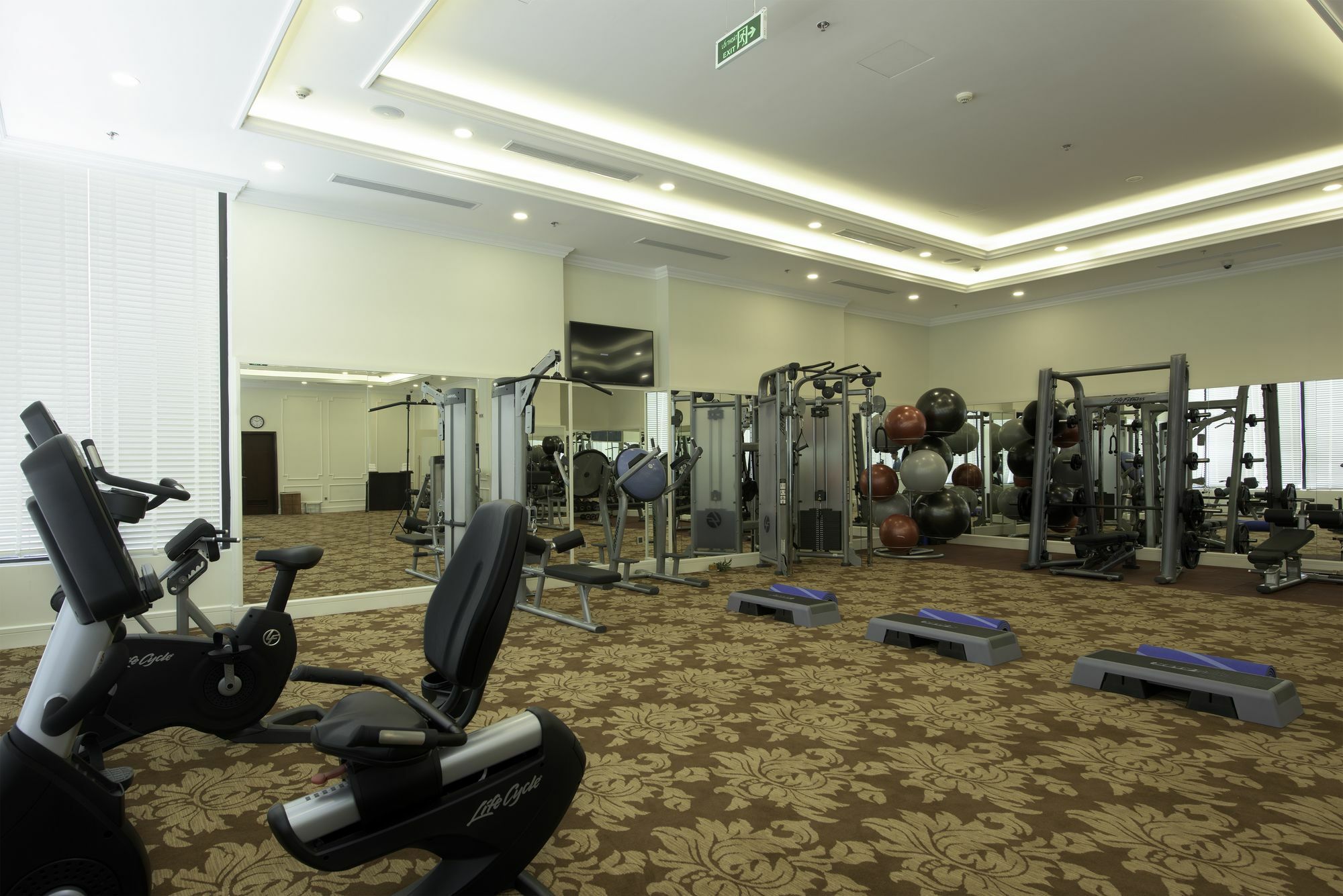 Melia Vinpearl Riverfront होटल